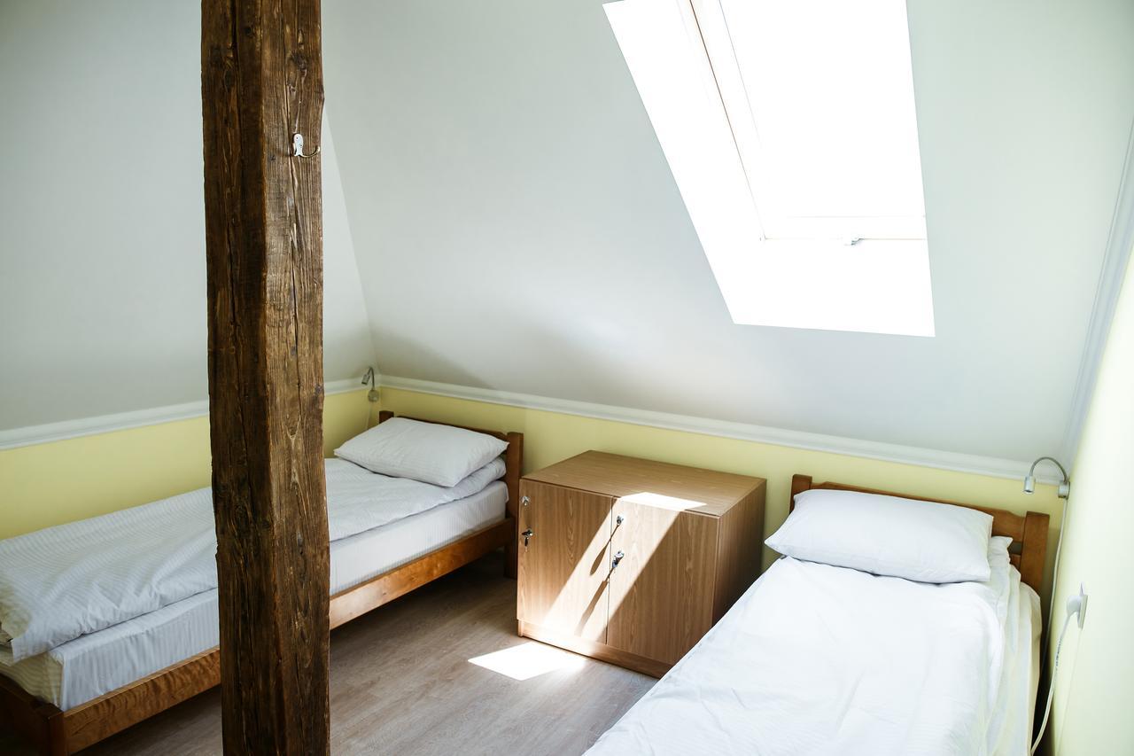 تشيرنيفتسي Sweet Home Hostel / Guest House المظهر الخارجي الصورة