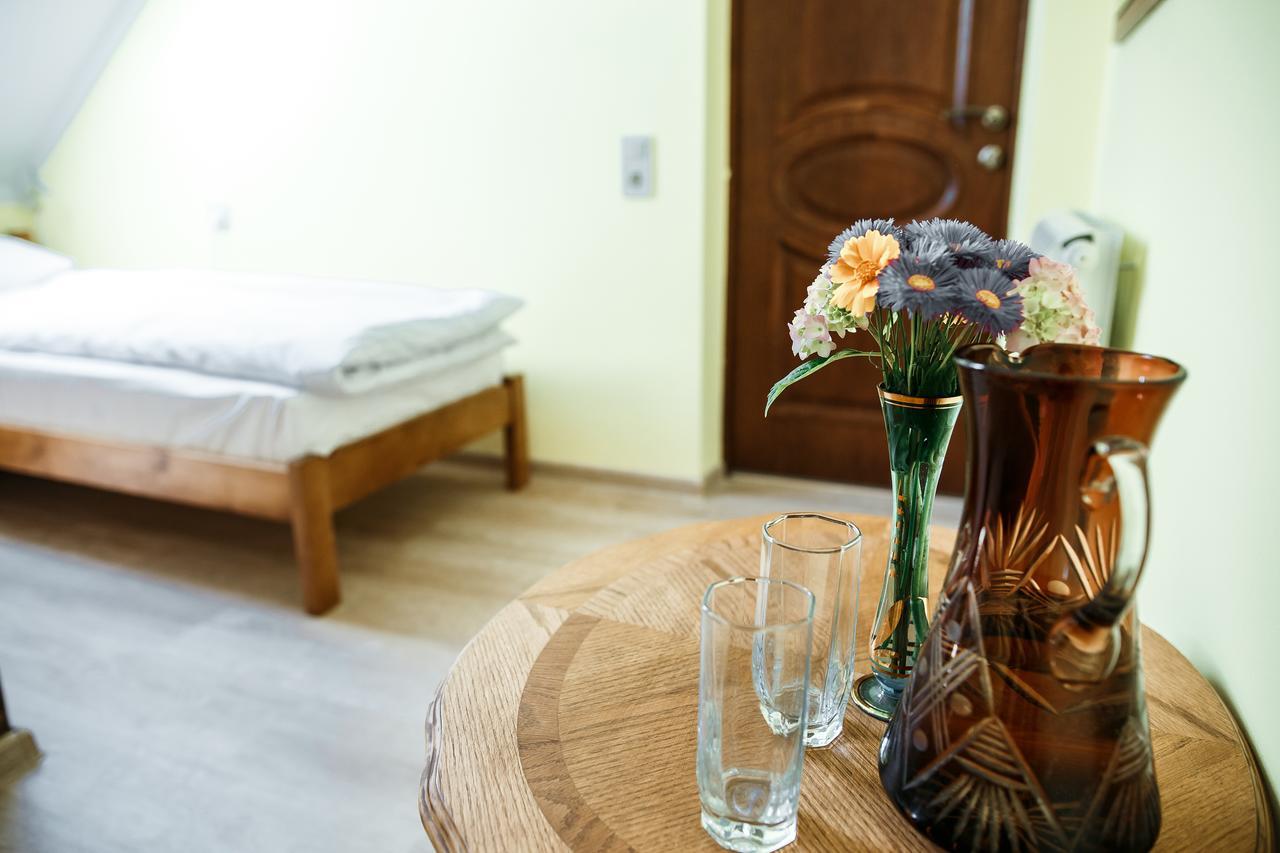 تشيرنيفتسي Sweet Home Hostel / Guest House المظهر الخارجي الصورة