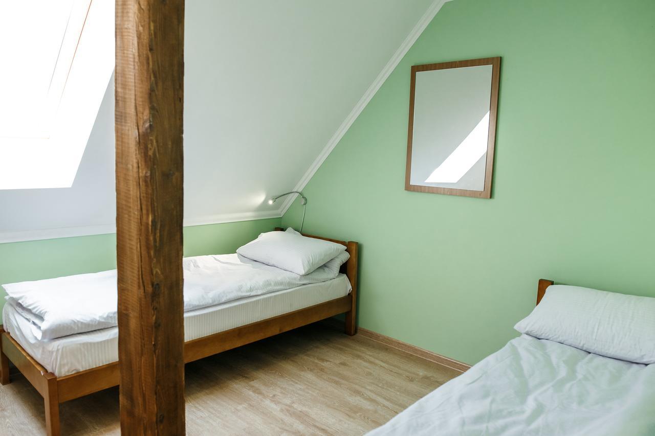 تشيرنيفتسي Sweet Home Hostel / Guest House المظهر الخارجي الصورة