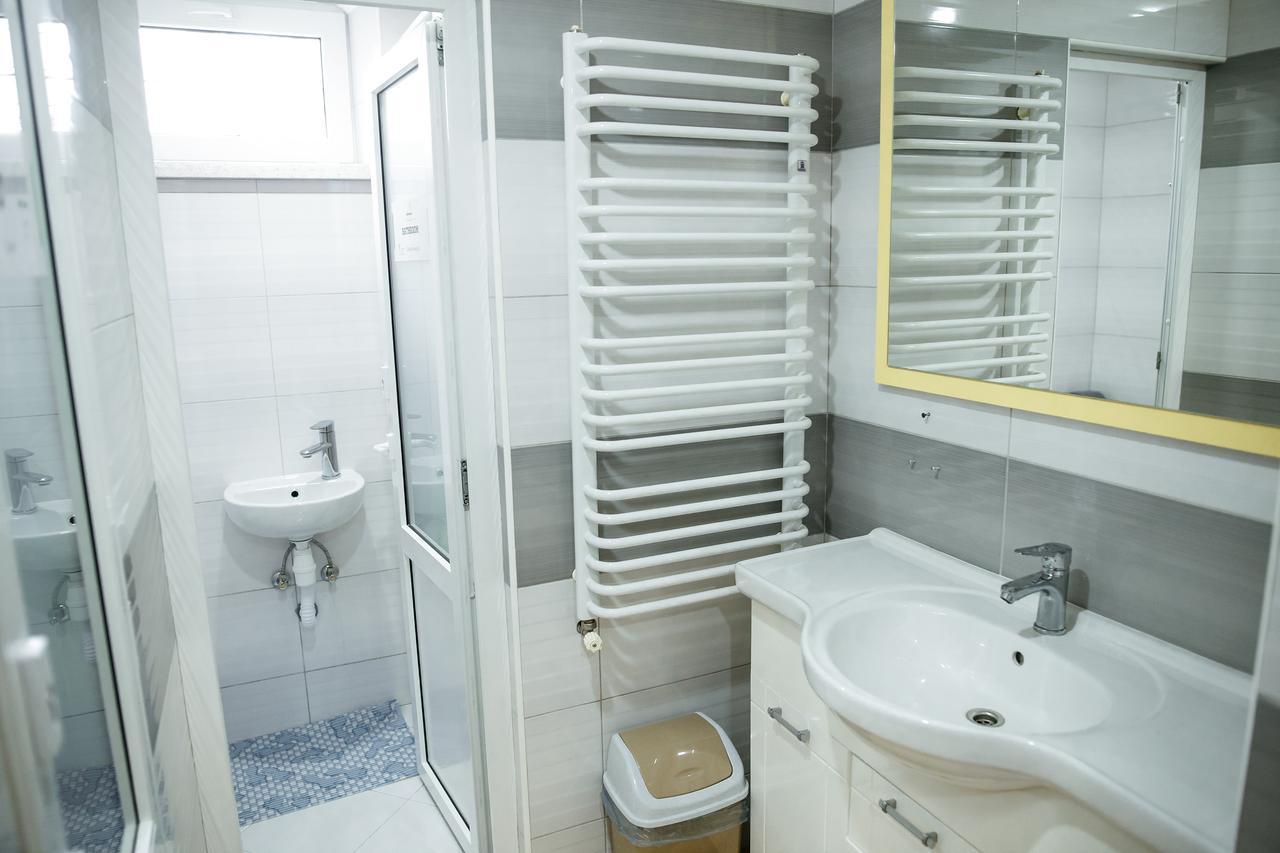 تشيرنيفتسي Sweet Home Hostel / Guest House المظهر الخارجي الصورة